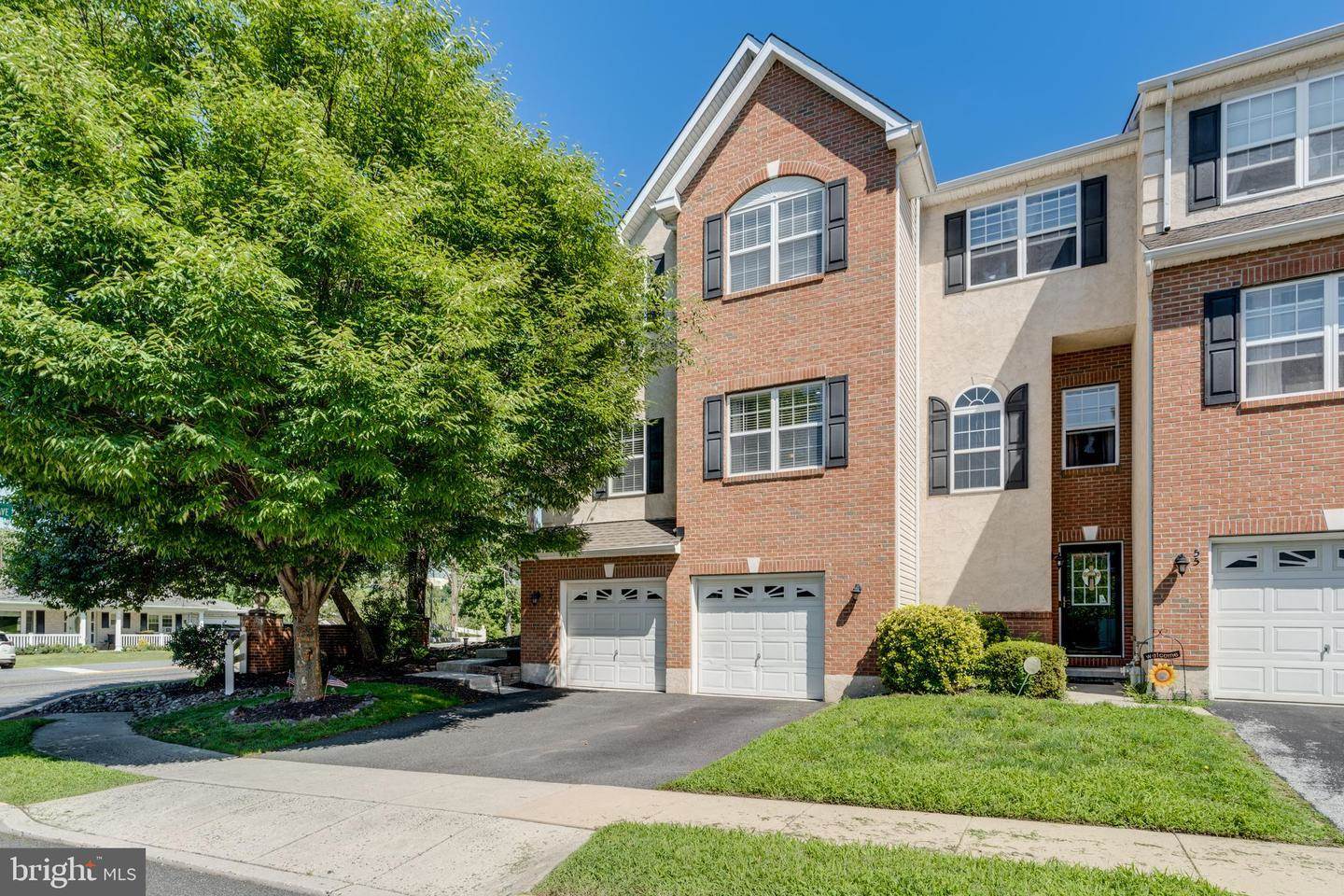 53 Stone Hill, Pottstown, PA 19464