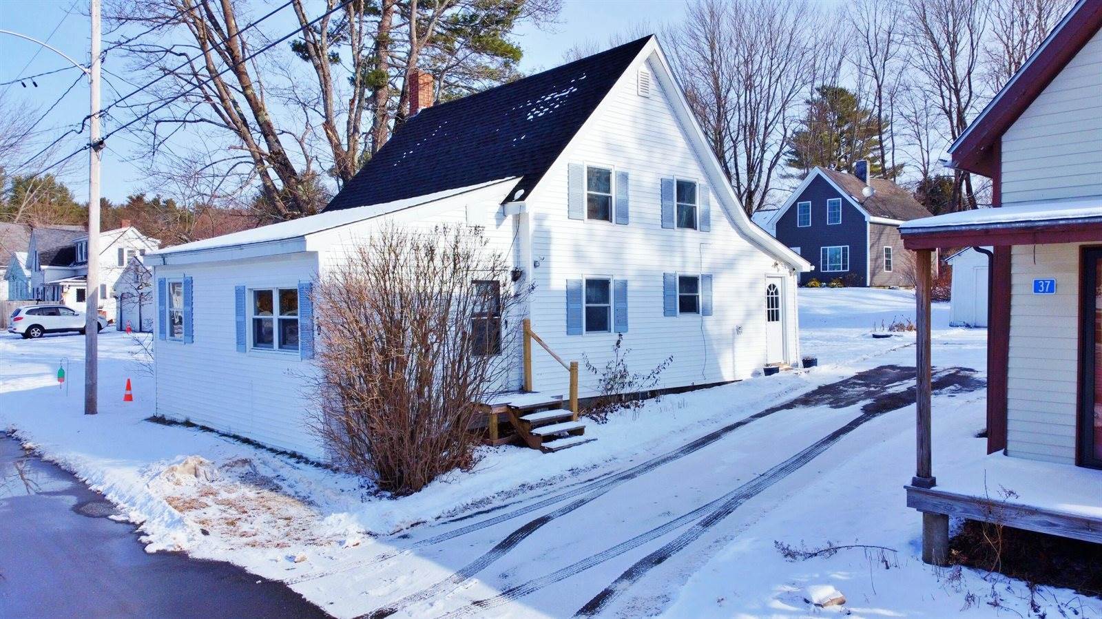 39 Pine Street, Bucksport, ME 04416