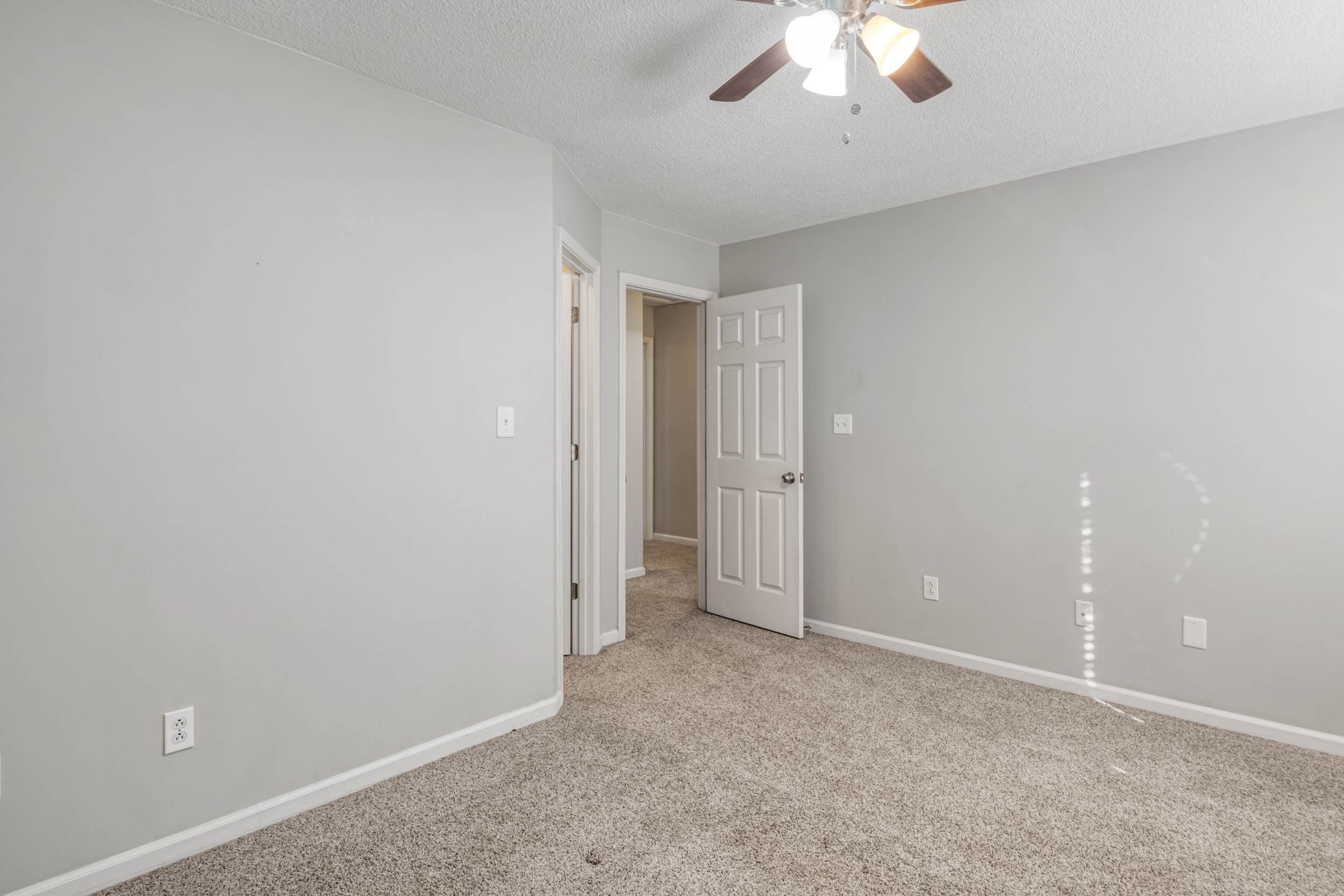 992 Perkins Lane, Elizabeth City, NC 27909