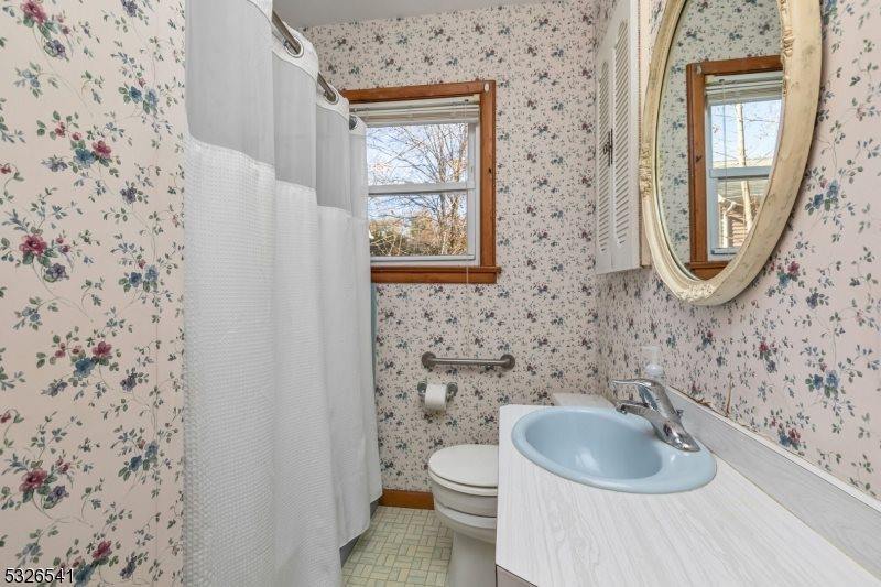 141 Mountain Blvd, Watchung Boro, NJ 07069