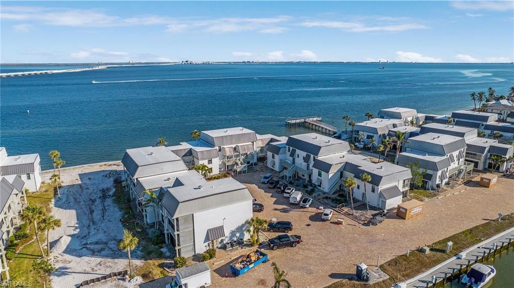 760 Sextant Dr, Sanibel, FL 33957