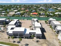 760 Sextant Dr, Sanibel, FL 33957