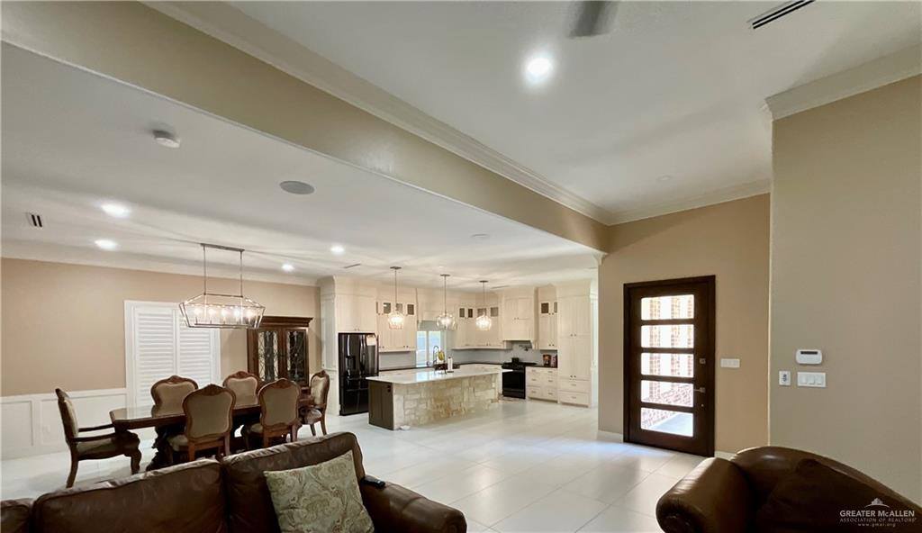 2907 North Jackson Road, Edinburg, TX 78541