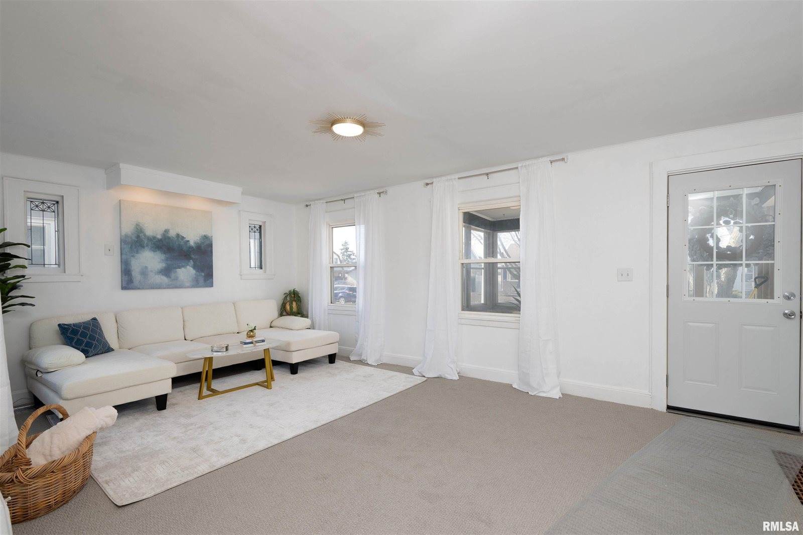 1549 40TH Street, Rock Island, IL 61201