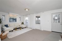 1549 40TH Street, Rock Island, IL 61201