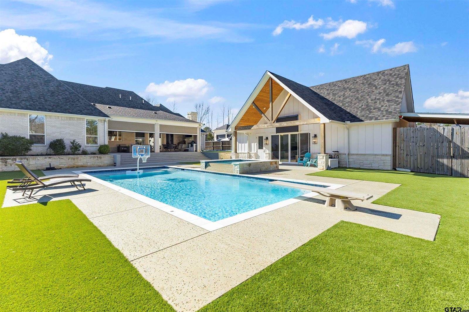 1541 Stafford Dr., Tyler, TX 75703