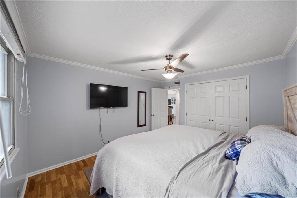 4616 Holly Street, Kansas City, MO 64112