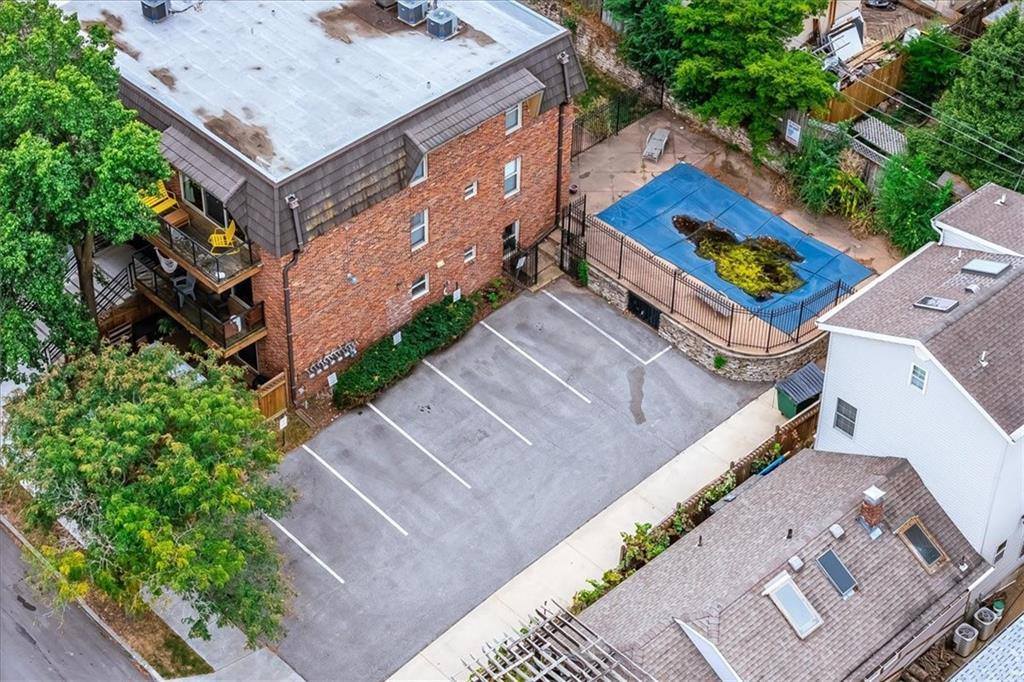 4616 Holly Street, Kansas City, MO 64112