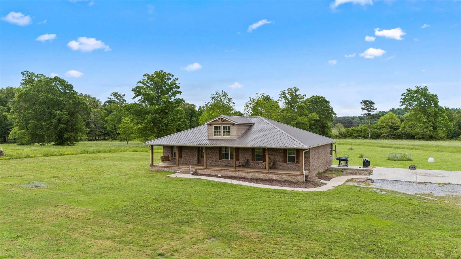 5554 Co Rd 565, Hanceville, AL 35077