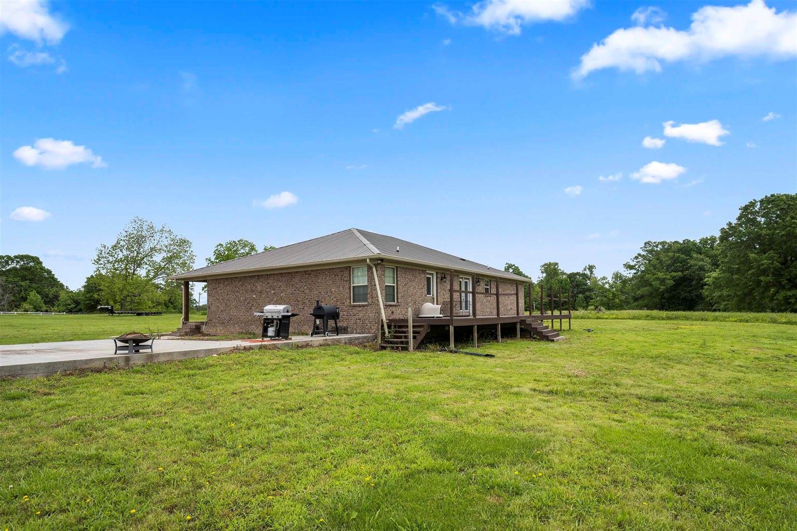 5554 Co Rd 565, Hanceville, AL 35077