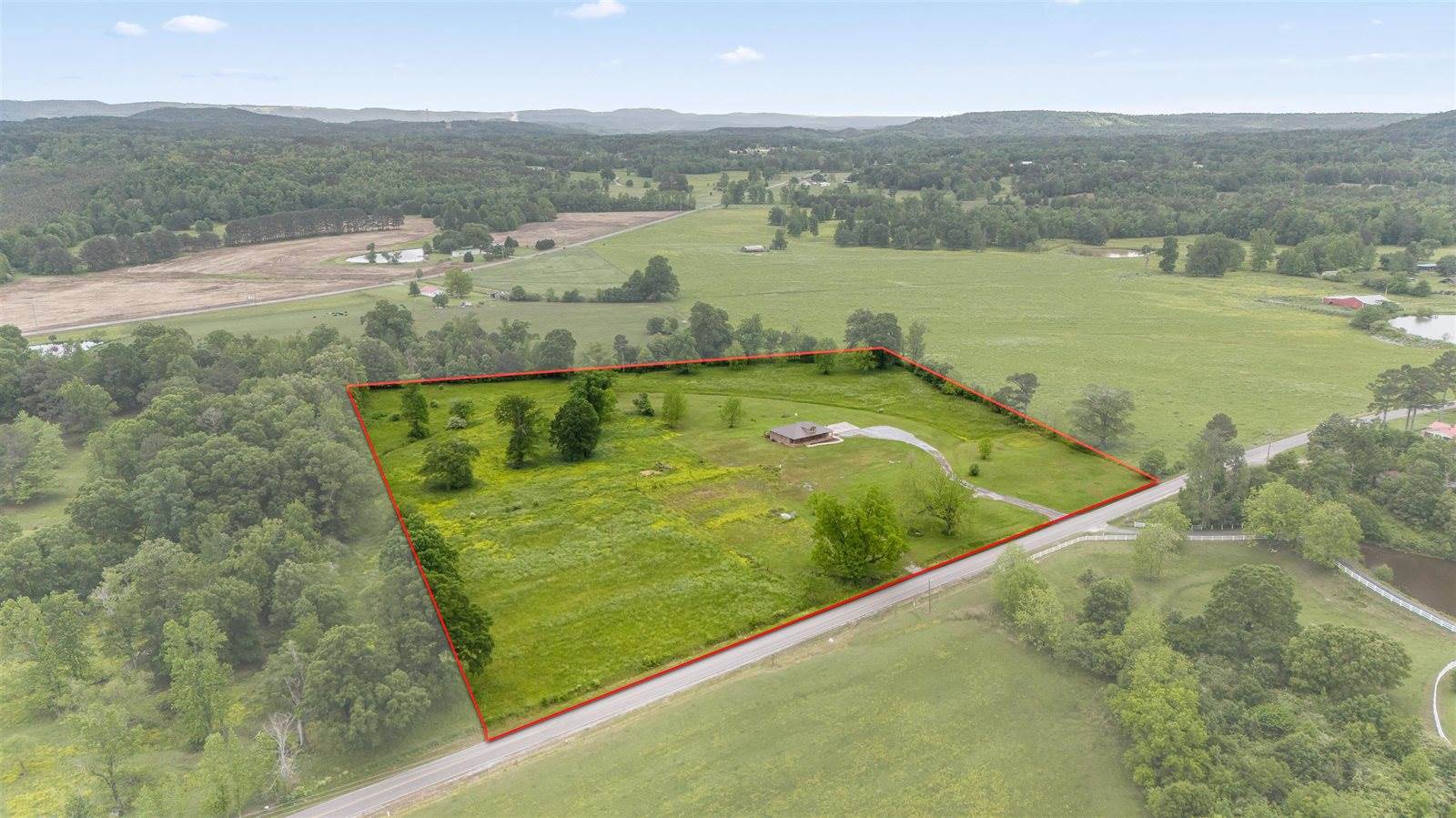 5554 Co Rd 565, Hanceville, AL 35077