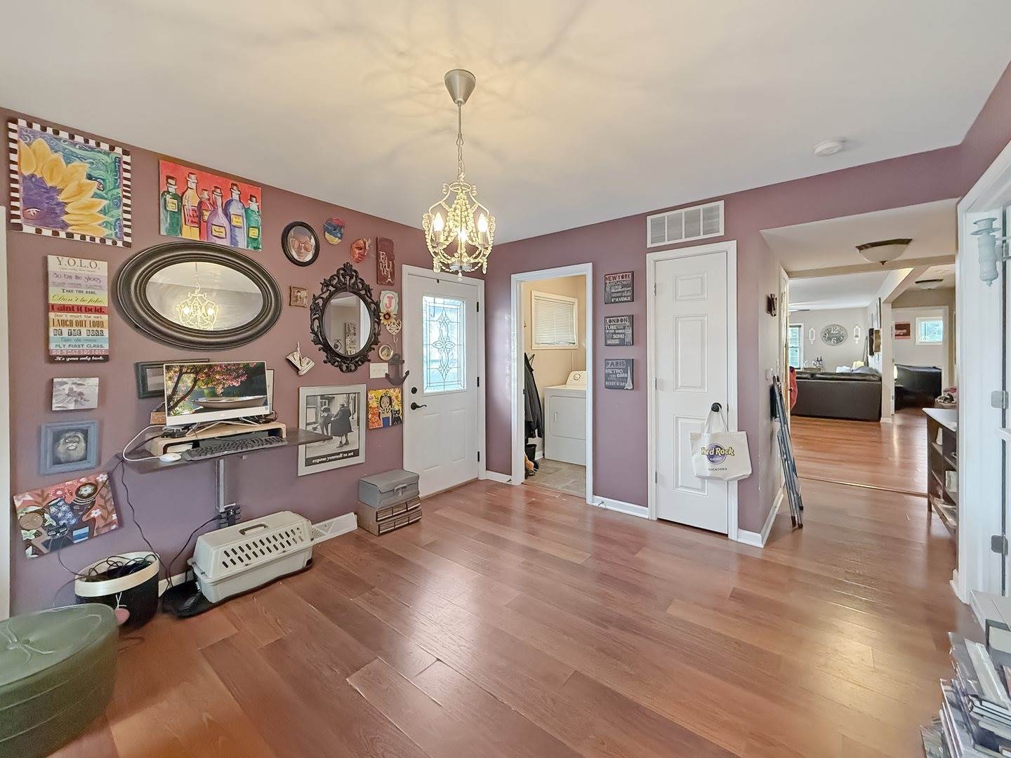 831 East Wyandotte Street, Freeport, IL 61032