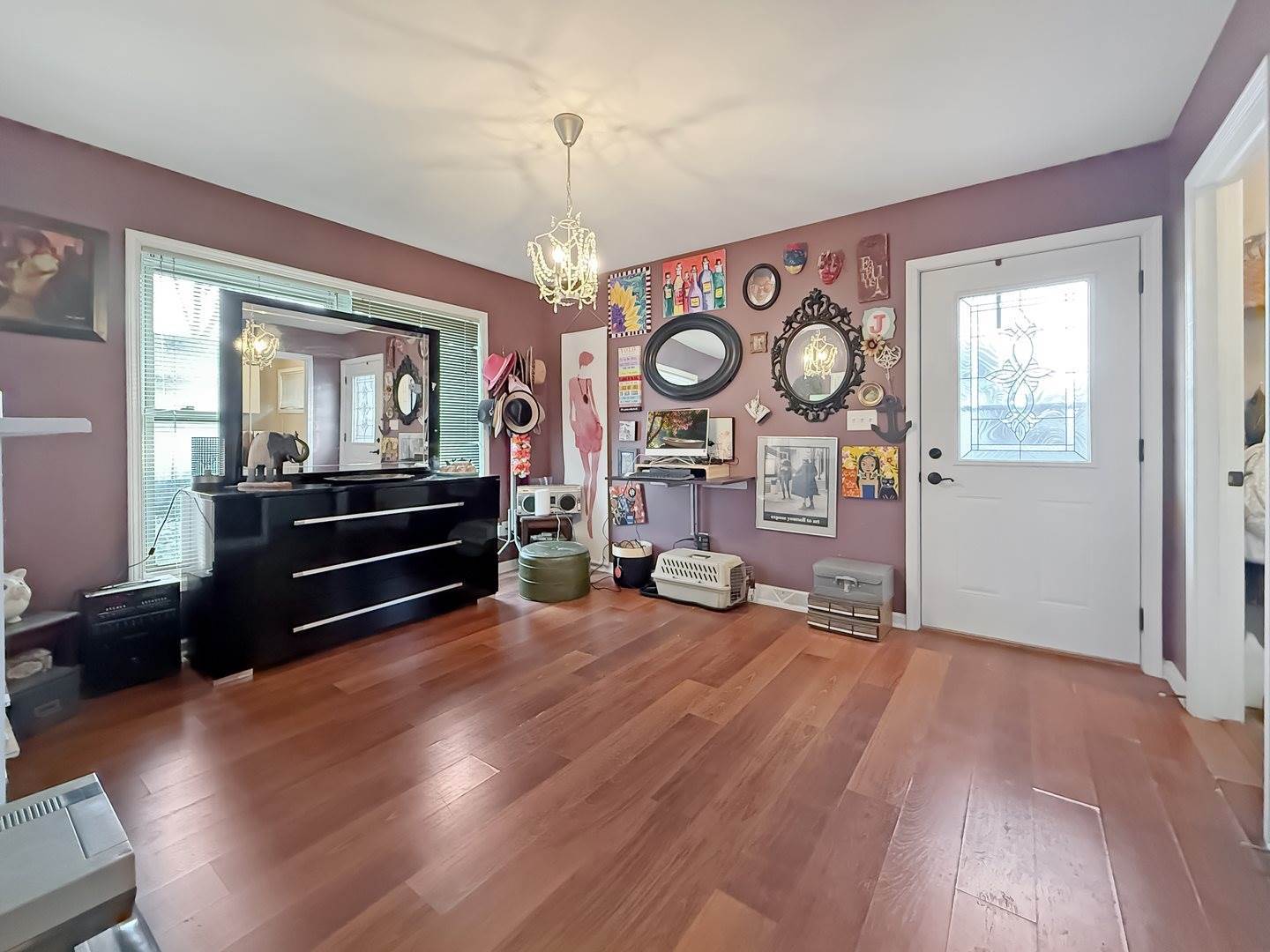 831 East Wyandotte Street, Freeport, IL 61032