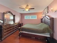 831 East Wyandotte Street, Freeport, IL 61032