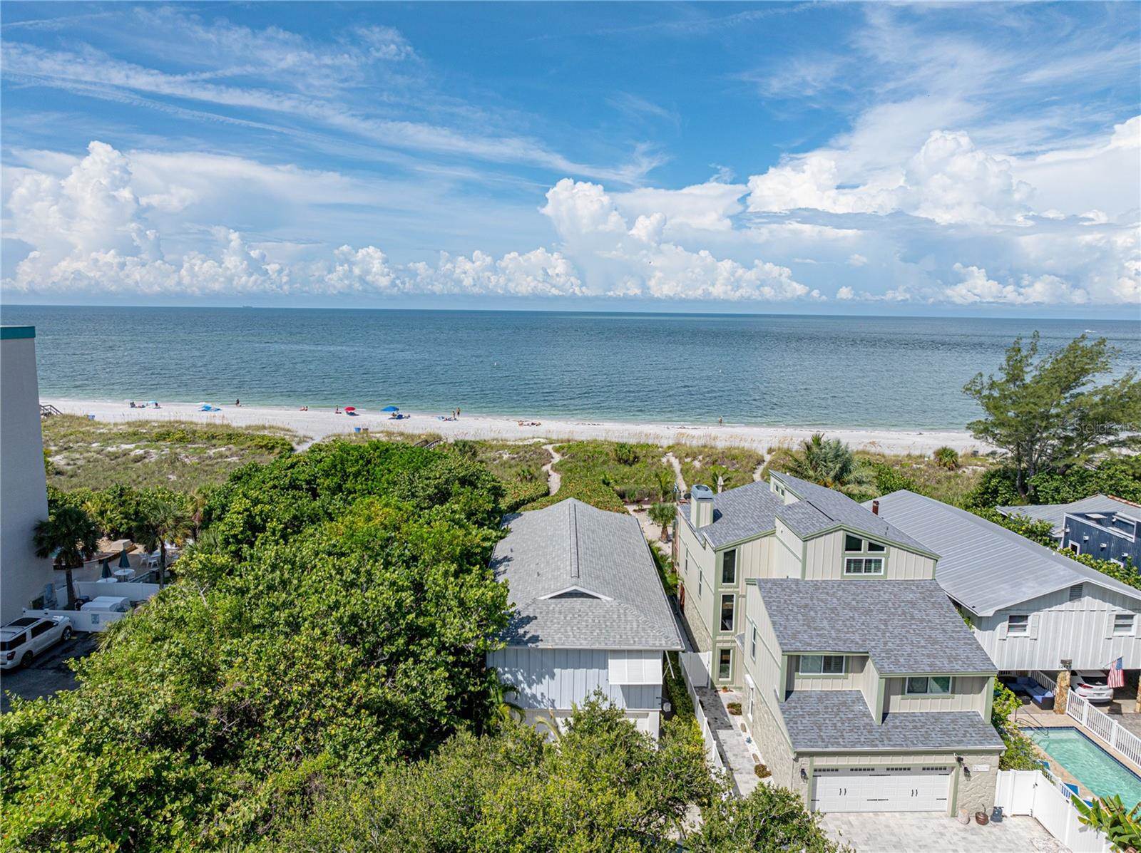 12418 1ST Street West, Treasure Island, FL 33706