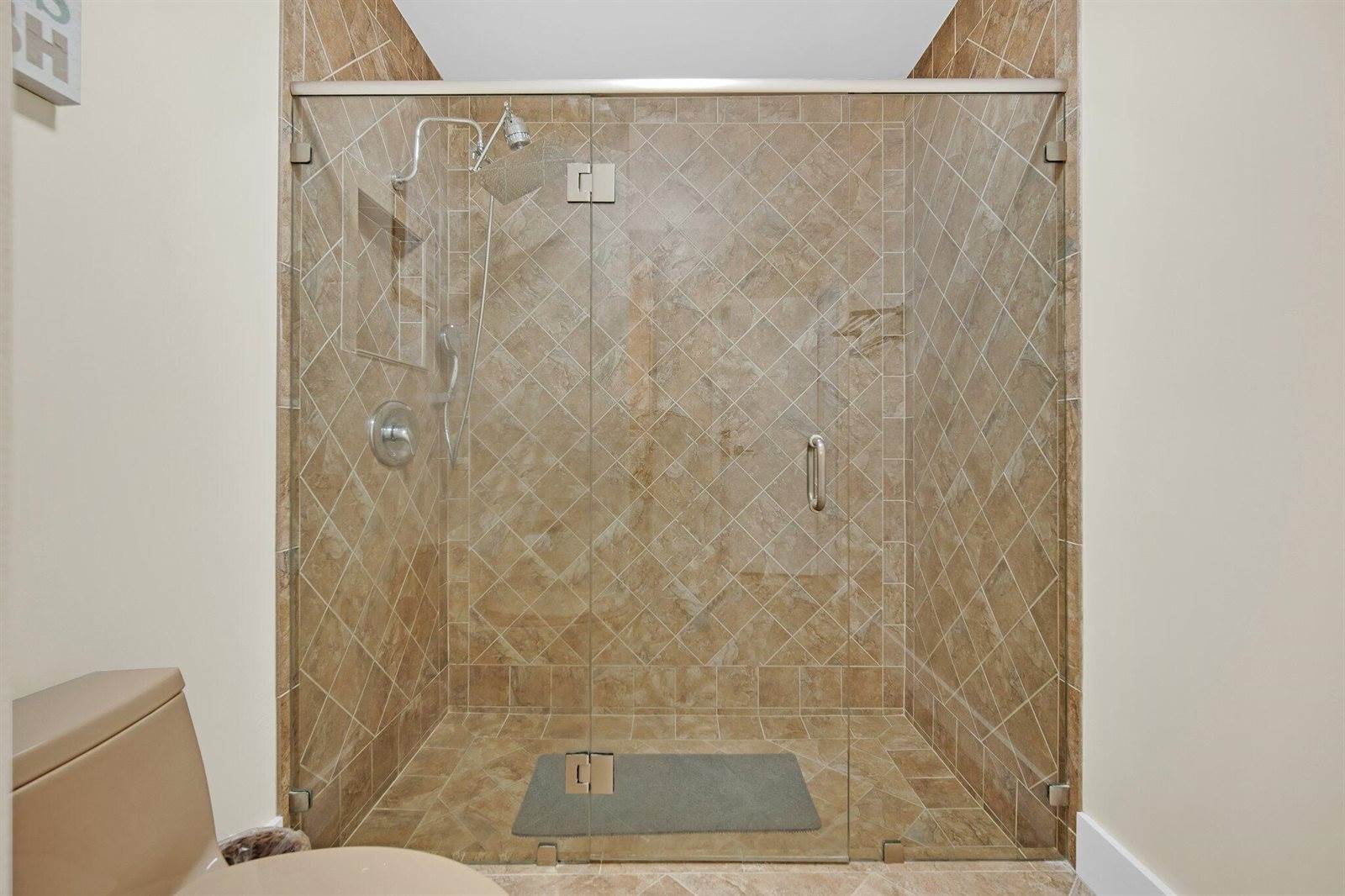 7921 NW 51st Street, Lauderhill, FL 33351