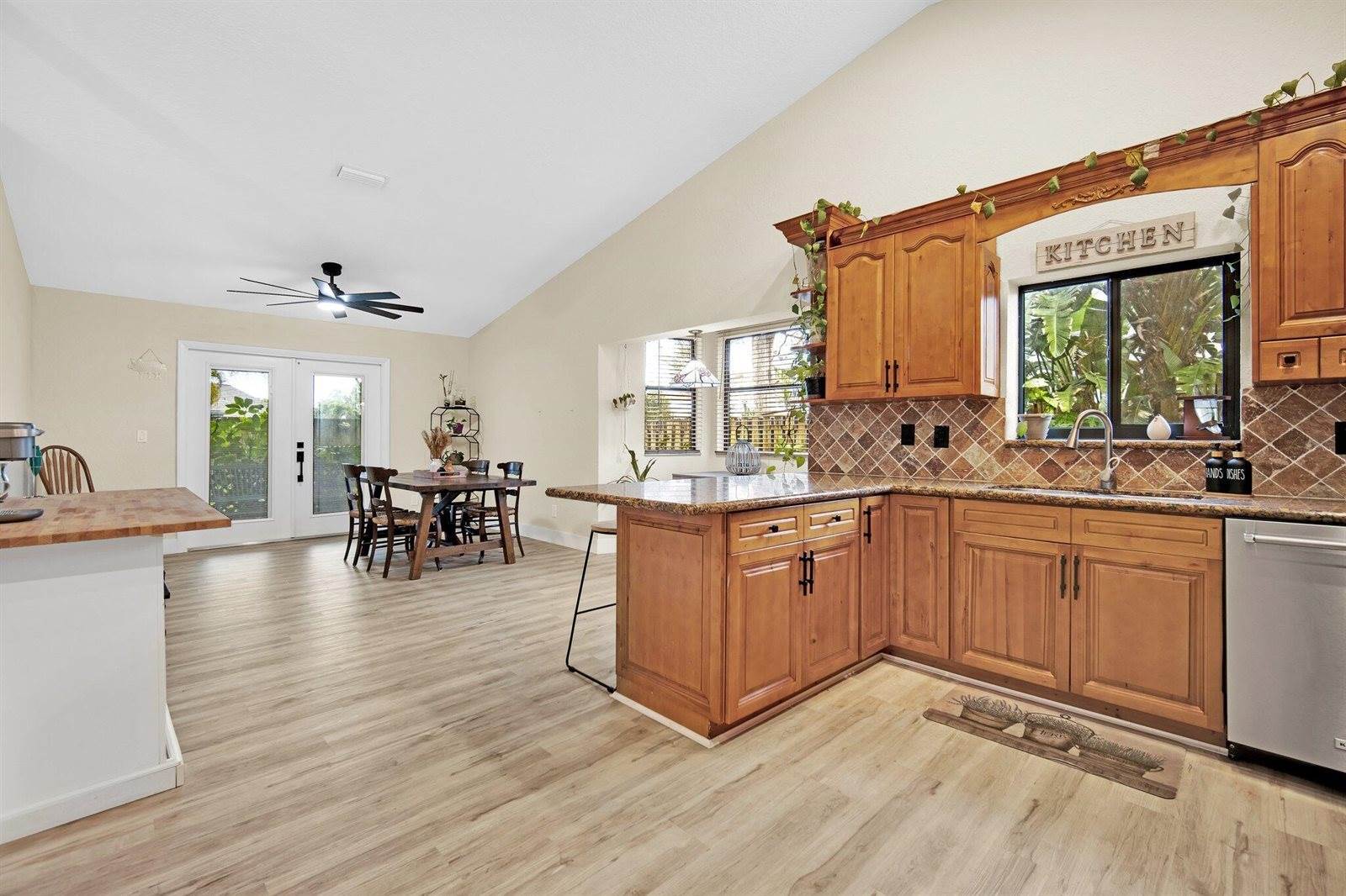 7921 NW 51st Street, Lauderhill, FL 33351