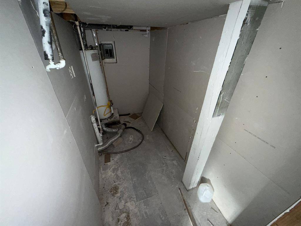 1015 North Bayshore Drive, La Porte, TX 77571