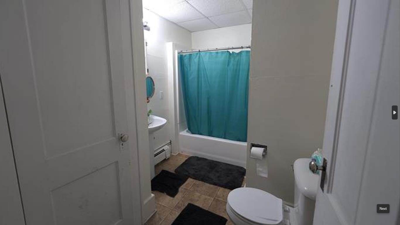 715 Valley St SE, Minot, ND 58701