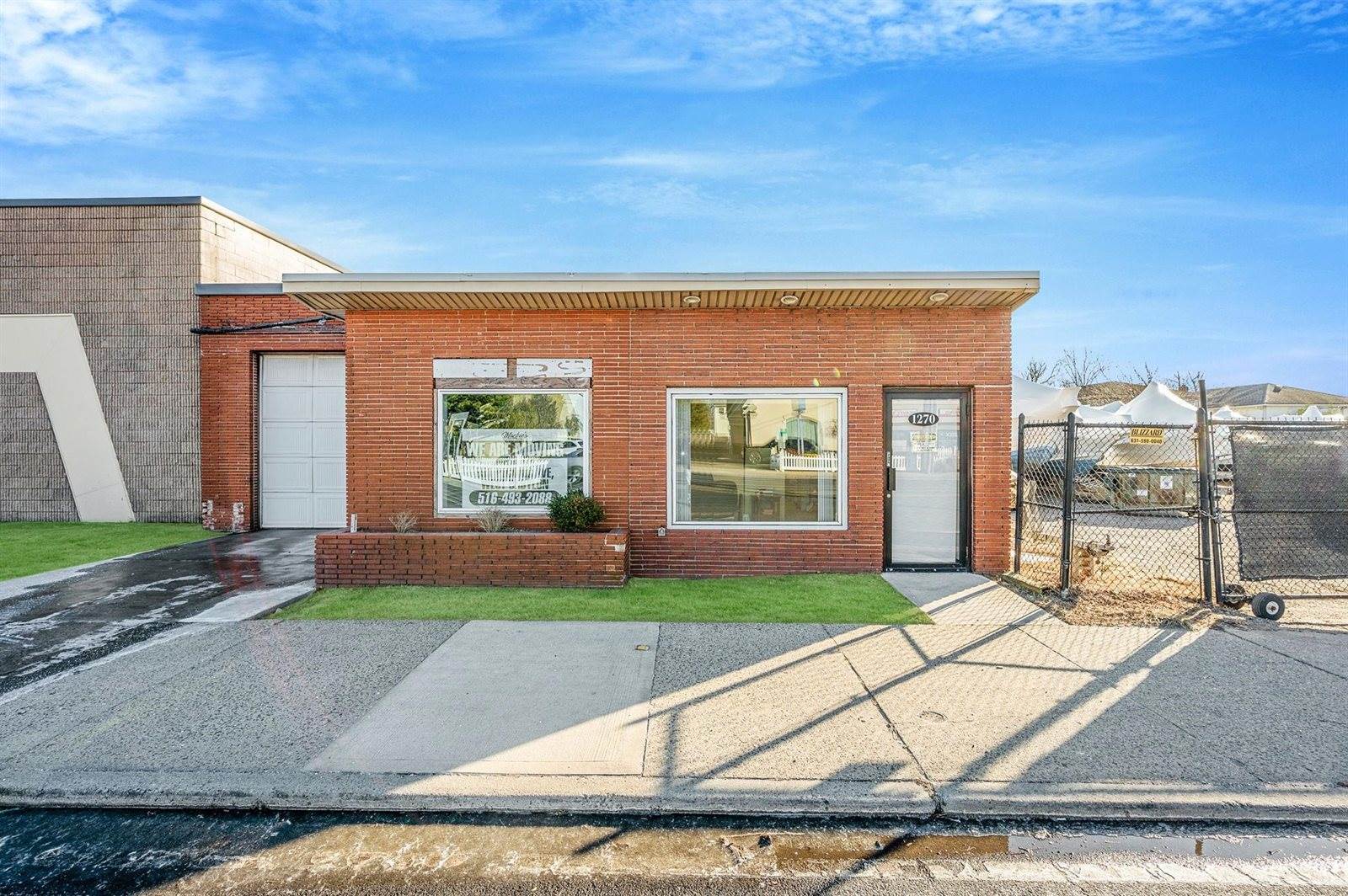 1272 Montauk Highway, Babylon, NY 11726