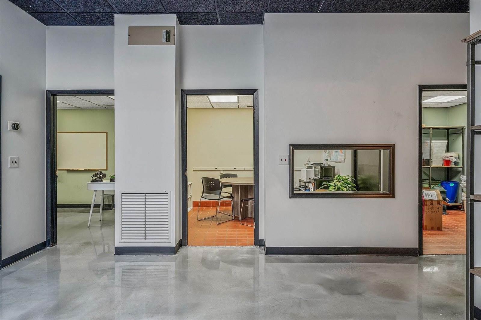 1272 Montauk Highway, Babylon, NY 11726