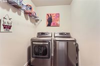 12735 SE Jubilee St, Happy Valley, OR 97086