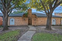 2702 Camelot Drive, Bryan, TX 77802