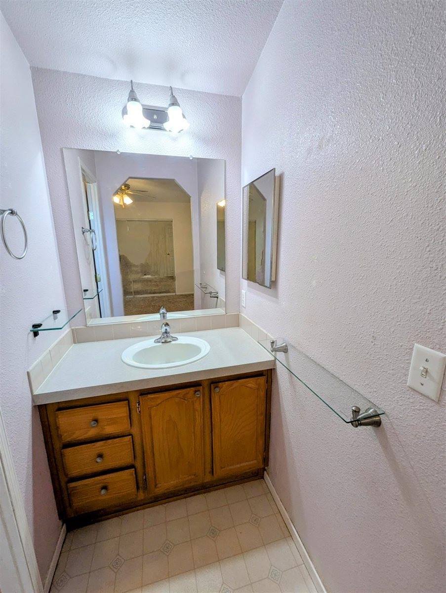 1 Nobel Crest Lane, Rancho Cordova, CA 95670