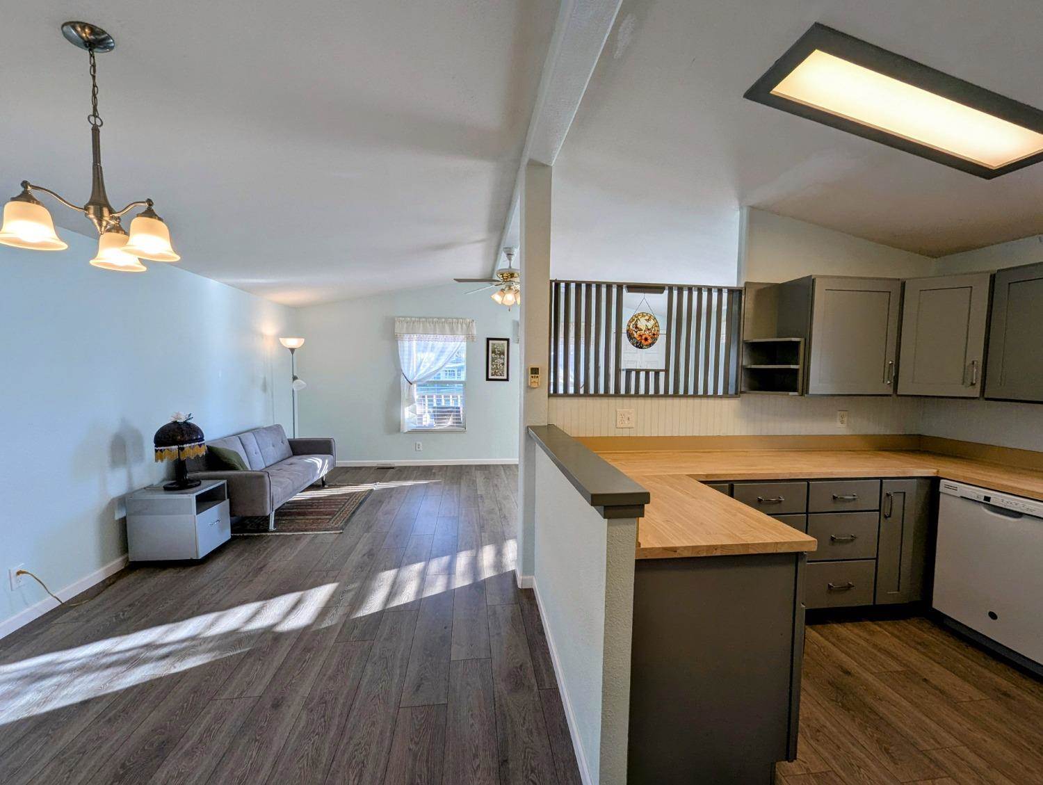 1 Nobel Crest Lane, Rancho Cordova, CA 95670