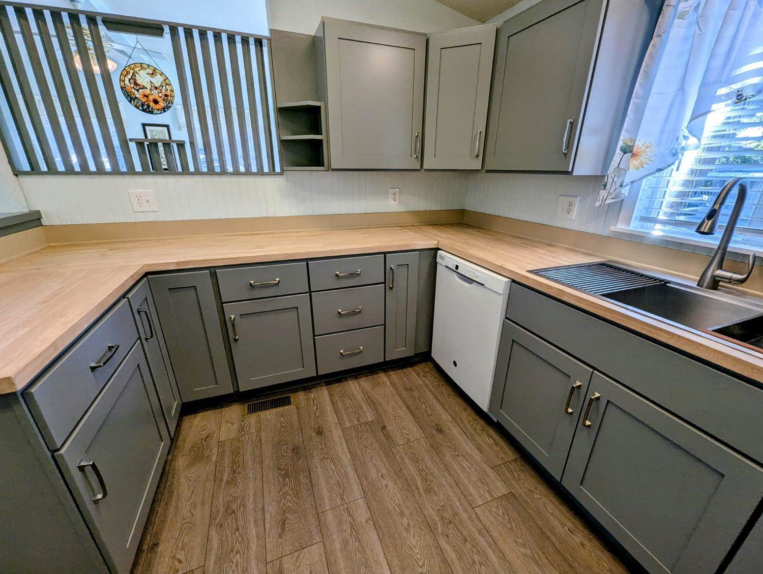 1 Nobel Crest Lane, Rancho Cordova, CA 95670