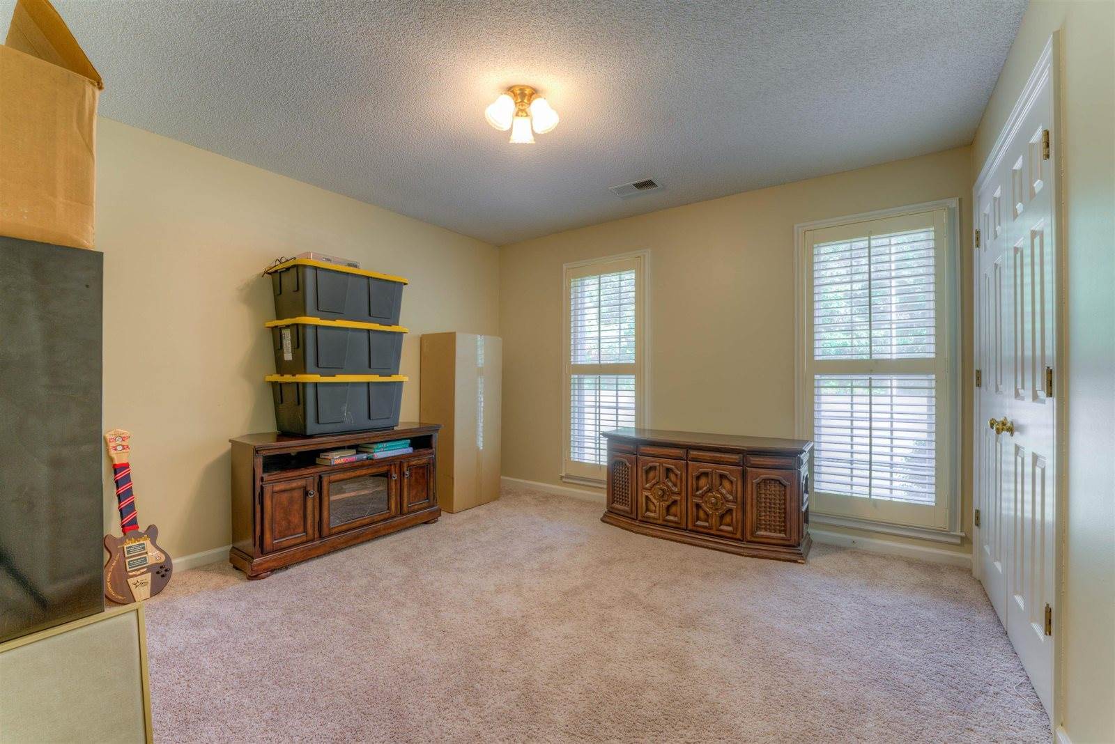 2985 Cotton Plant Rd, Memphis, TN 38119