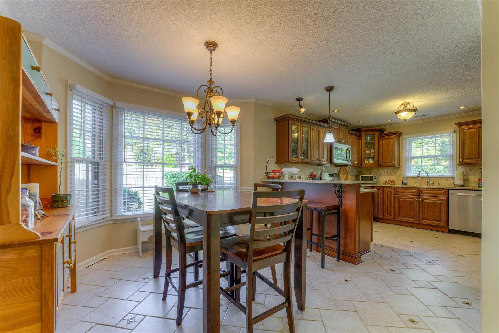 2985 Cotton Plant Rd, Memphis, TN 38119