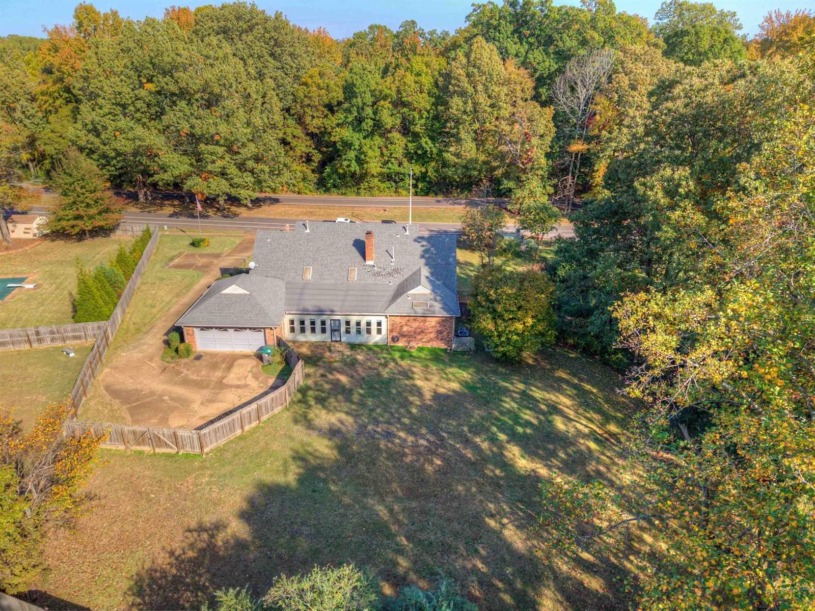 2985 Cotton Plant Rd, Memphis, TN 38119