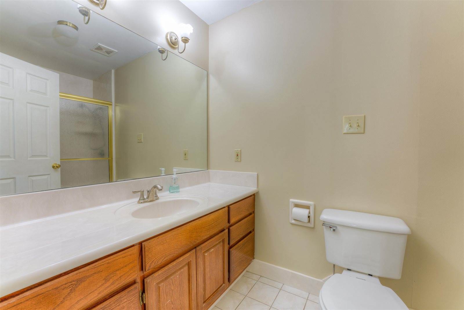 2985 Cotton Plant Rd, Memphis, TN 38119