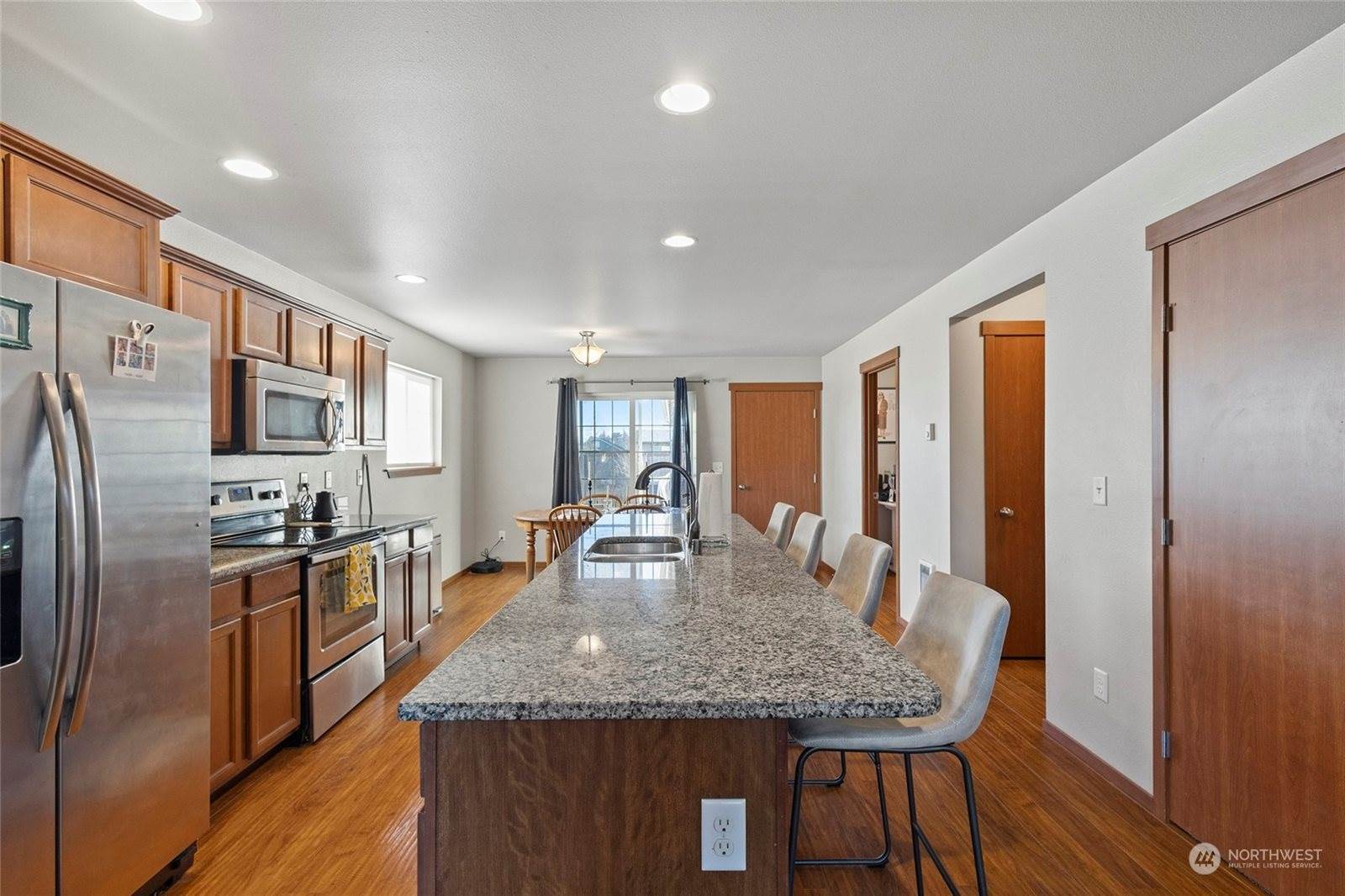 2317 Nevada St, Bellingham, WA 98229