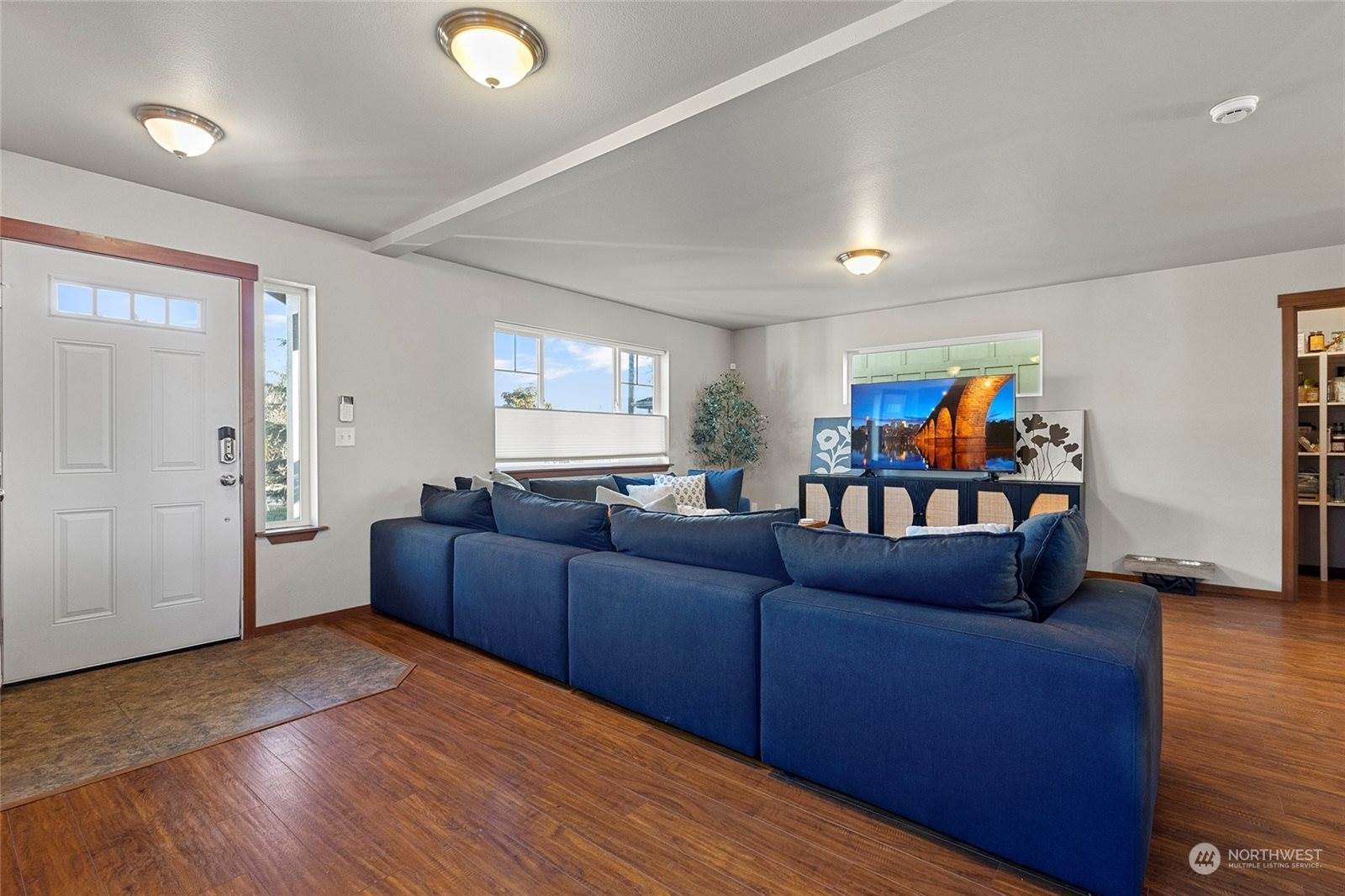 2317 Nevada St, Bellingham, WA 98229