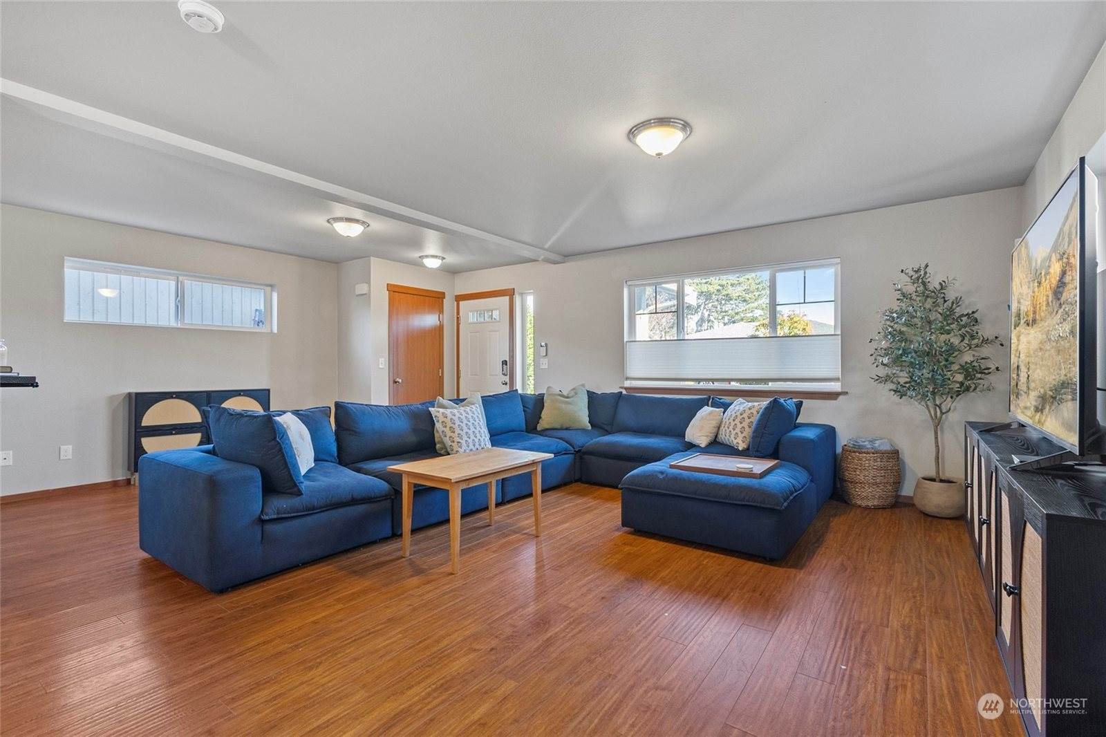 2317 Nevada St, Bellingham, WA 98229