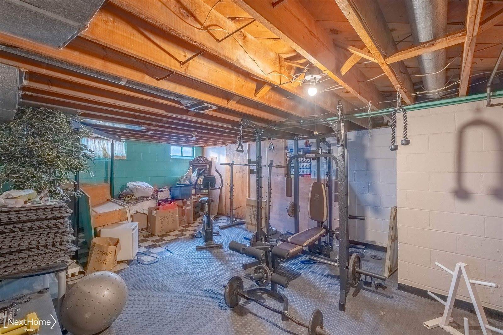 6121 Corunna Road, Flint, MI 48532