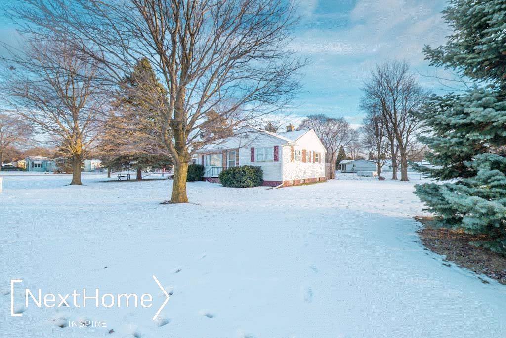 6121 Corunna Road, Flint, MI 48532