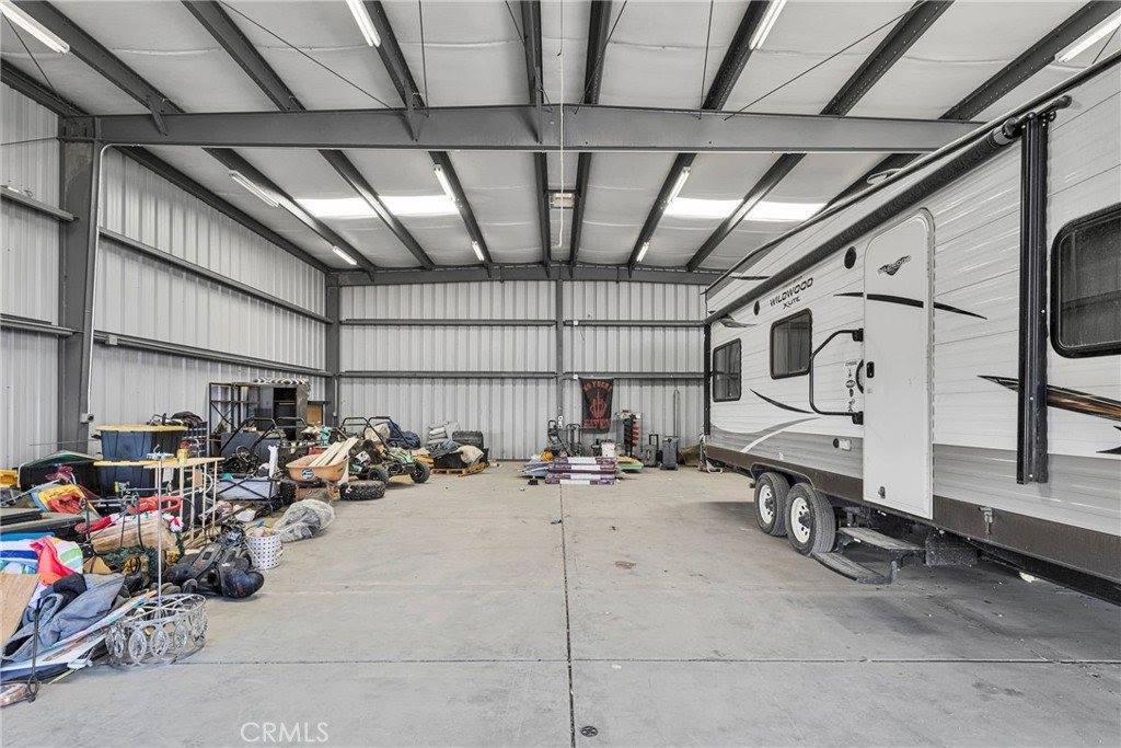 7175 White Fox Trail, Phelan, CA 92371