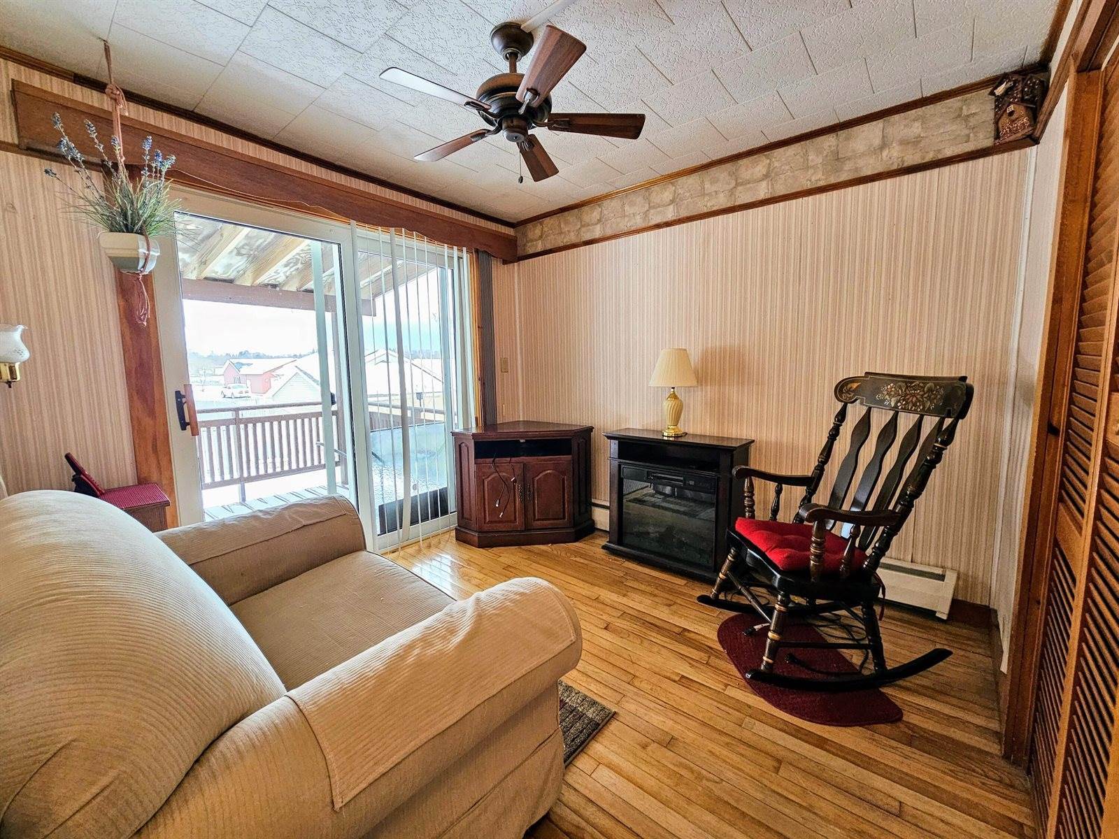 17 Wilson Street, Old Town, ME 04468