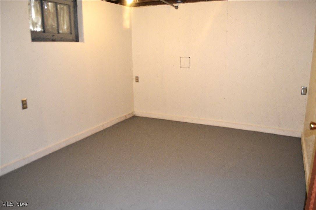 470 North Bon Air Avenue, Youngstown, OH 44509