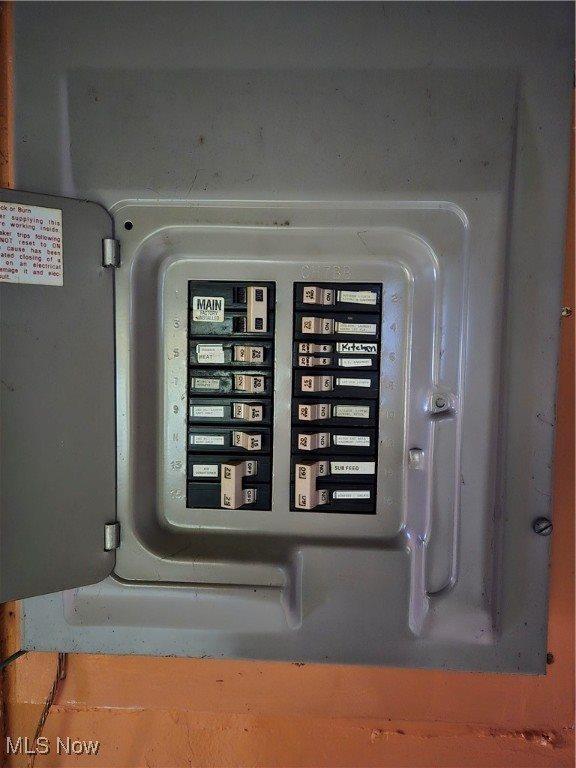 470 North Bon Air Avenue, Youngstown, OH 44509