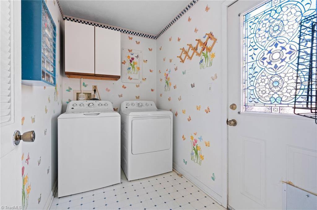 2815 Caraway Lane, Winston-Salem, NC 27103