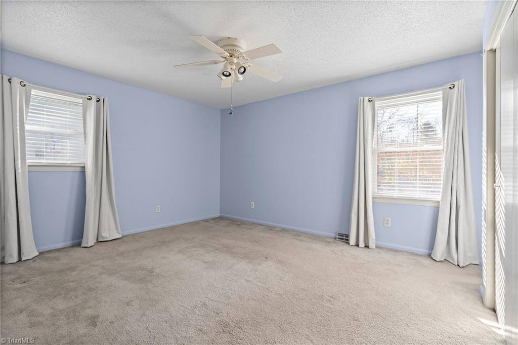 2815 Caraway Lane, Winston-Salem, NC 27103