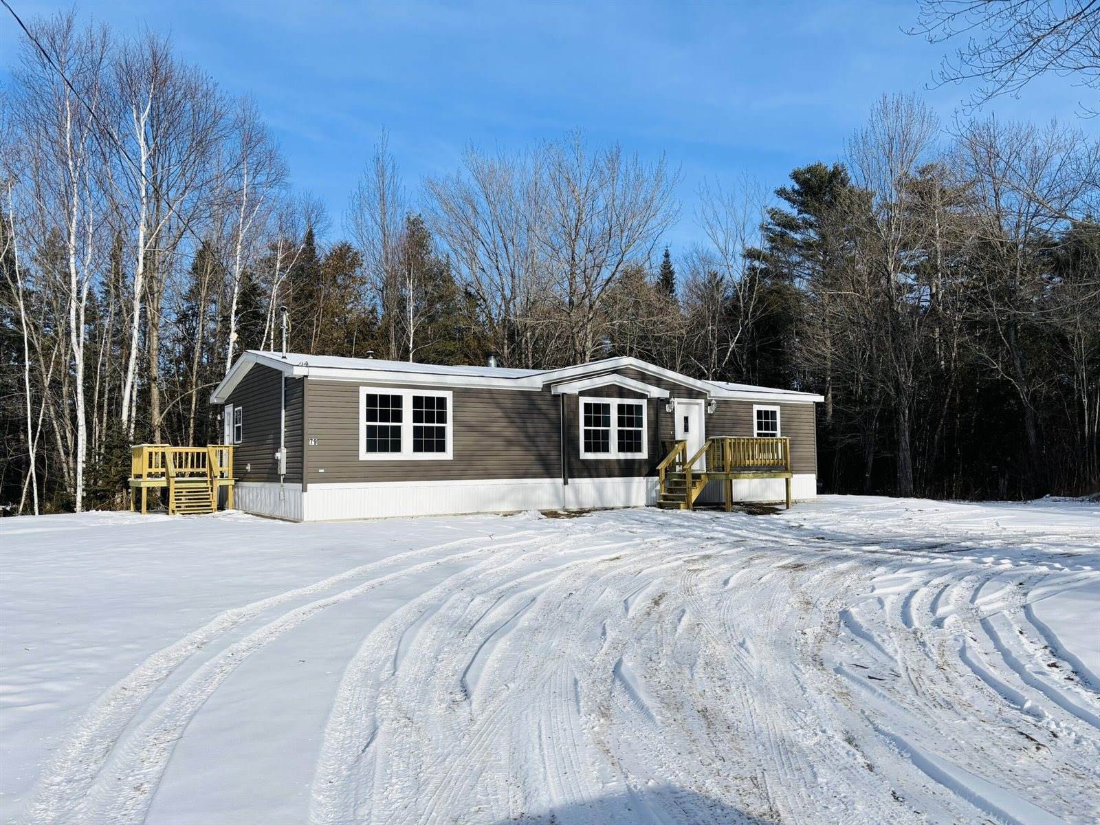 261 Lower Detroit Road, Plymouth, ME 04969