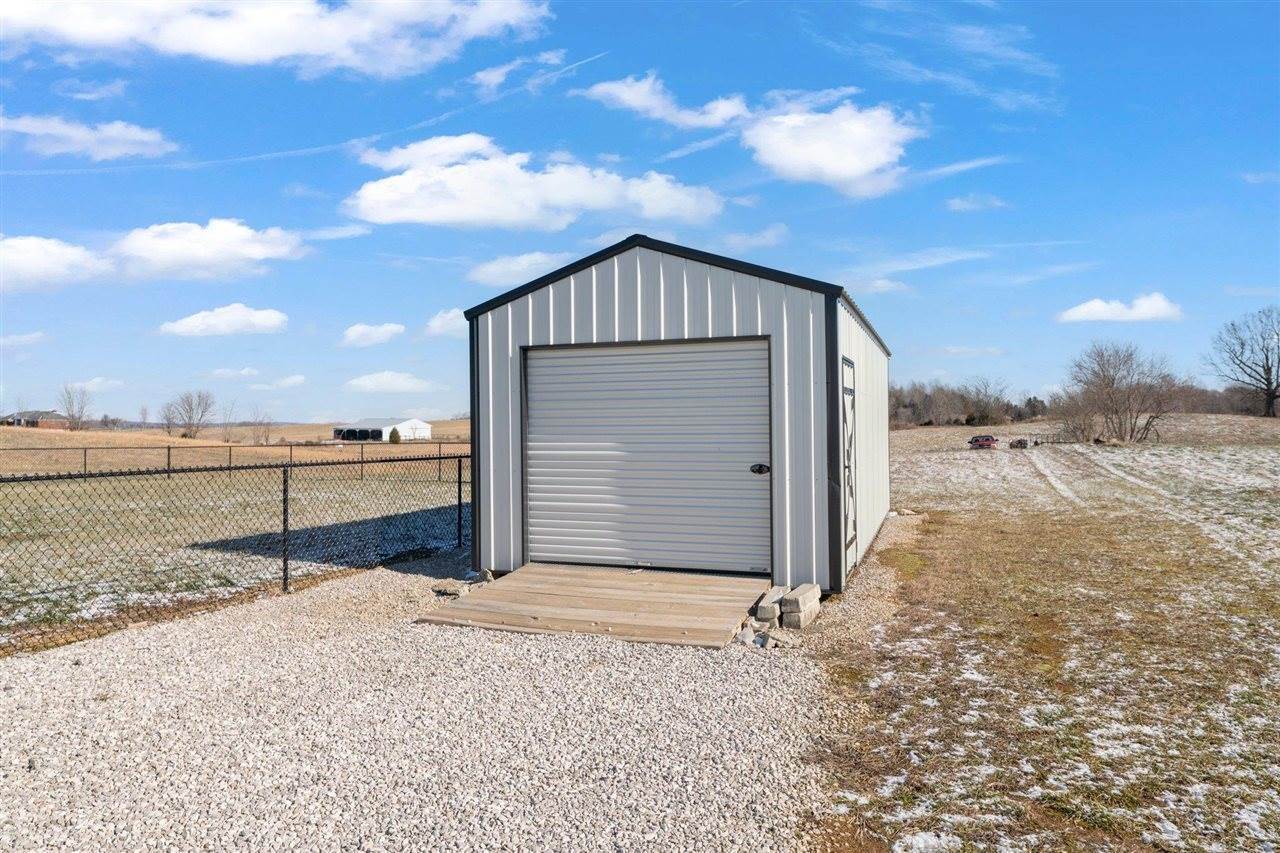 2400 Richardsville Road, Bowling Green, KY 42101