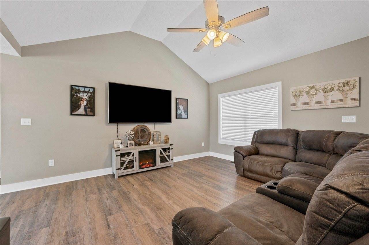 2400 Richardsville Road, Bowling Green, KY 42101