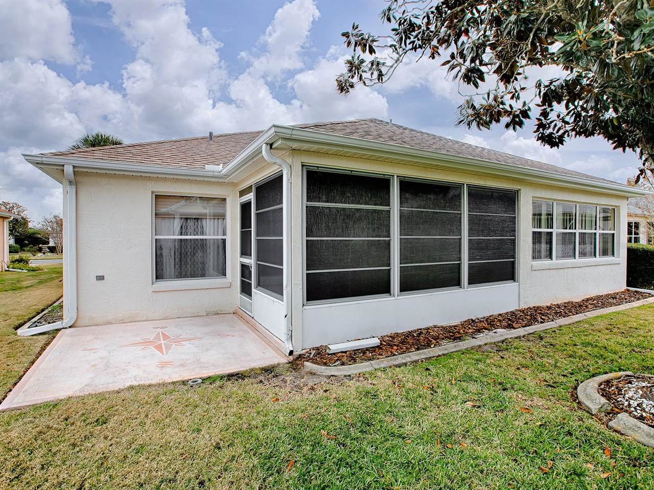 1218 Augustine Drive, The Villages, FL 32159