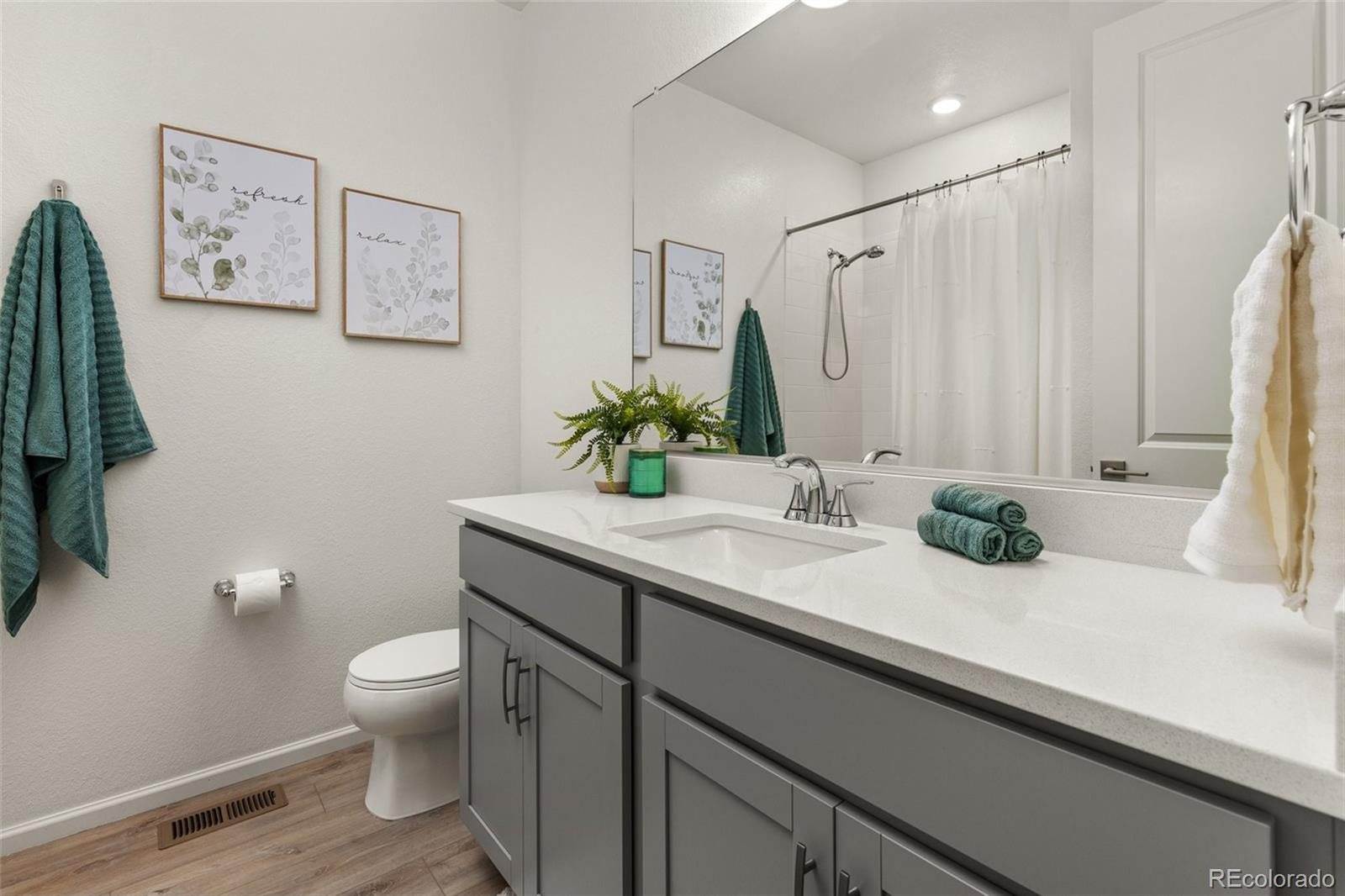 17412 West 93rd Pl, Arvada, CO 80007